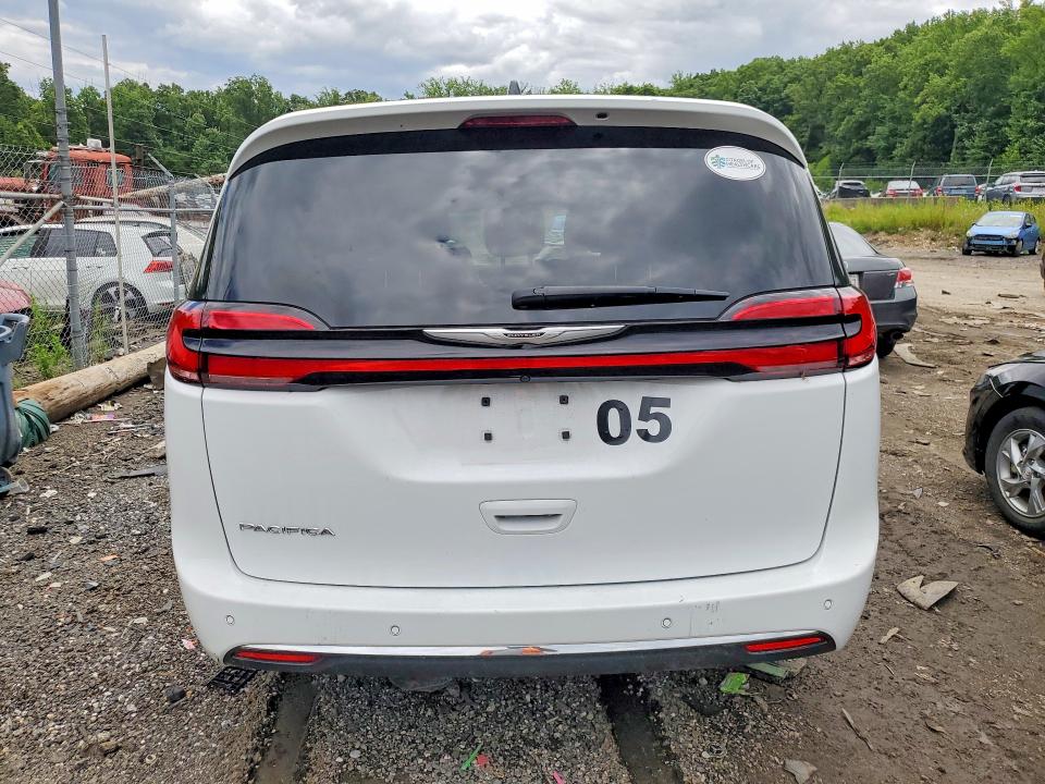 Photo 6 from auction – 2025 CHRYSLER PACIFICA with VIN 2C4RC1BG5SR527474