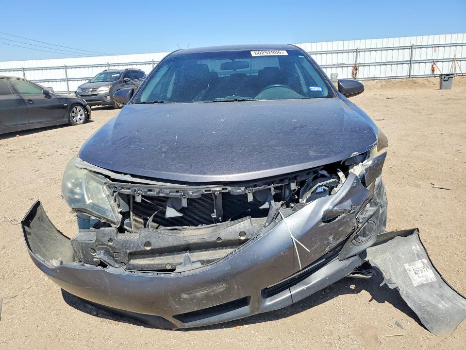 Photo 5 from auction – 2014 TOYOTA CAMRY with VIN 4T1BF1FK2EU832957