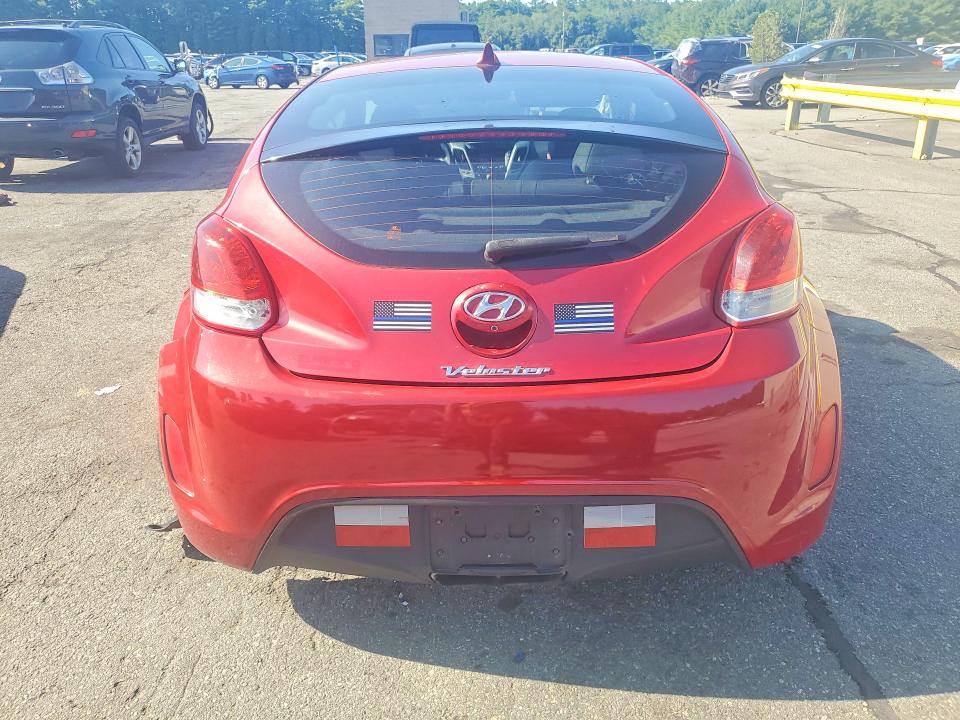 Photo 6 from auction – 2016 HYUNDAI VELOSTER with VIN KMHTC6AD8GU277180