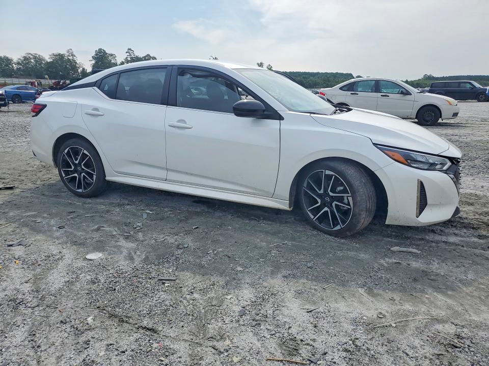 Photo 4 from auction – 2024 NISSAN SENTRA with VIN 3N1AB8DV9RY361011