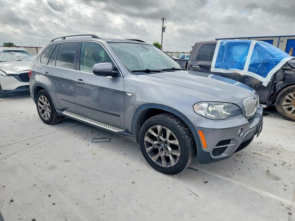 Photo 4 from auction – 2013 BMW X5 with VIN 5UXZV4C53D0G51993