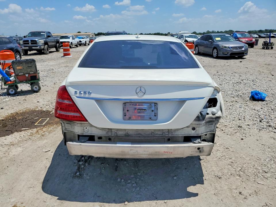 Photo 6 from auction – 2010 MERCEDES-BENZ S with VIN WDDNG7BB3AA324733