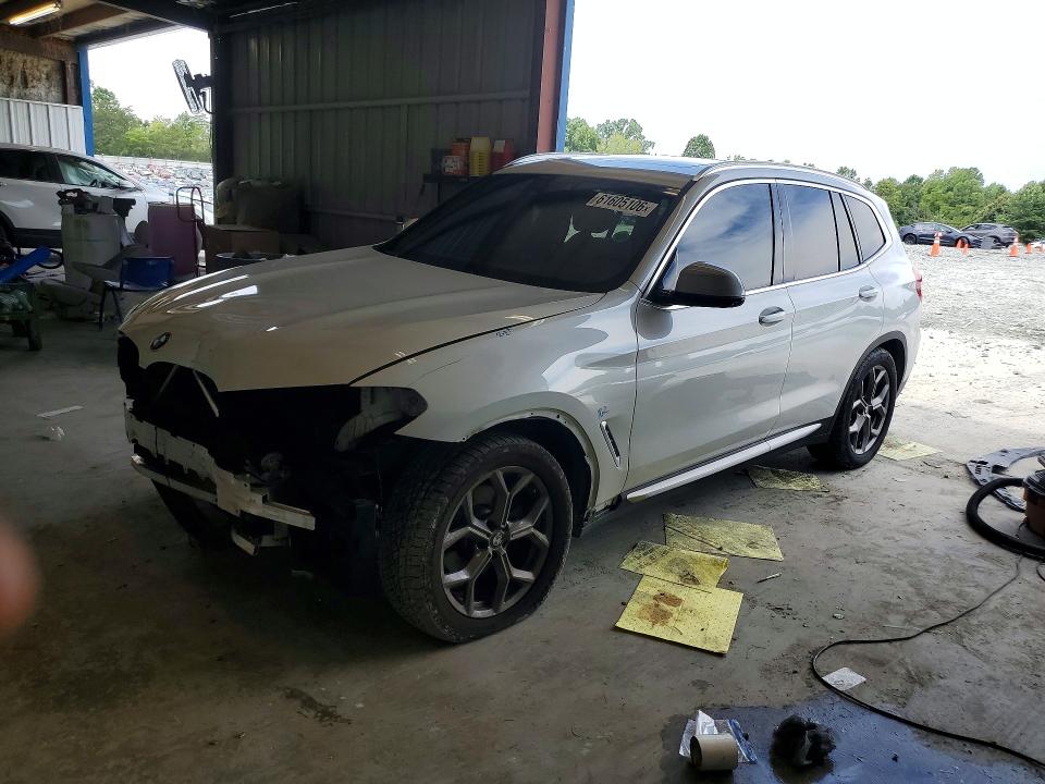 BMW X3 2020 with VIN 5UXTY5C05L9B10137 - Photo from auction