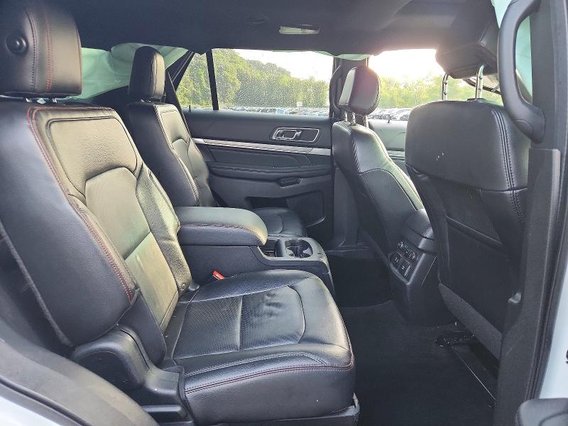 Photo 11 from auction – 2016 FORD EXPLORER with VIN 1FM5K8GT1GGA42933