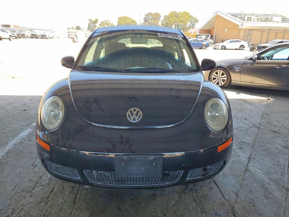 Photo 5 from auction – 2009 VOLKSWAGEN NEW BEETLE with VIN 3VWPG31CX9M503630