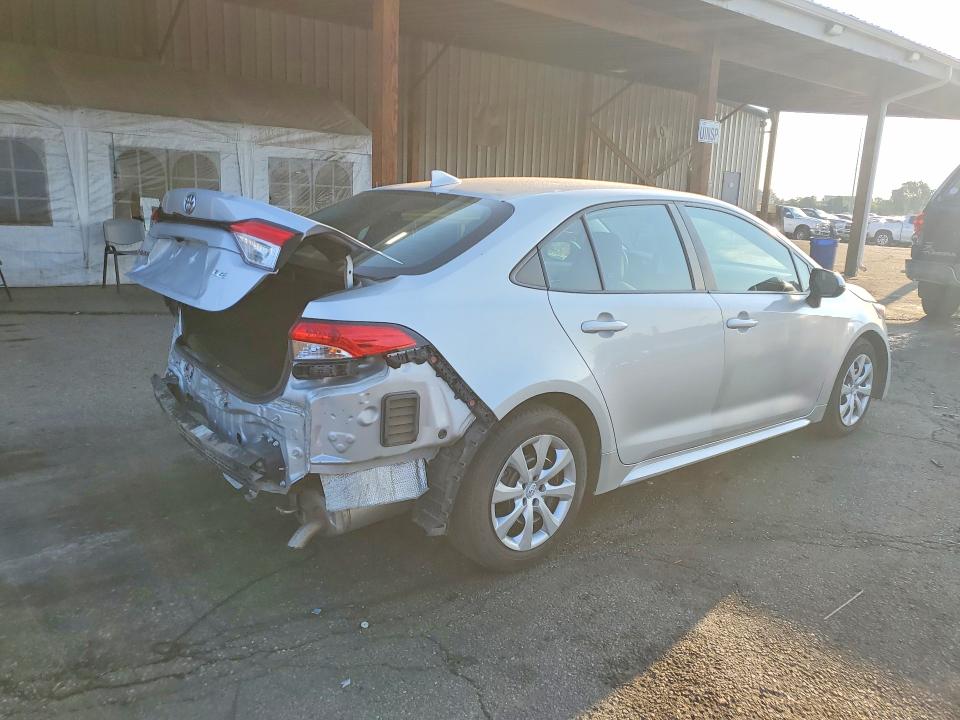 Photo 3 from auction – 2021 TOYOTA COROLLA with VIN 5YFEPMAE6MP261700