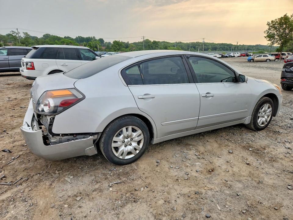 Photo 3 from auction – 2012 NISSAN ALTIMA with VIN 1N4AL2APXCN570328