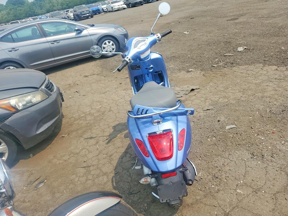 Photo 4 from auction – 2015 VESPA PRIMAVERA with VIN ZAPC536B6F5100106