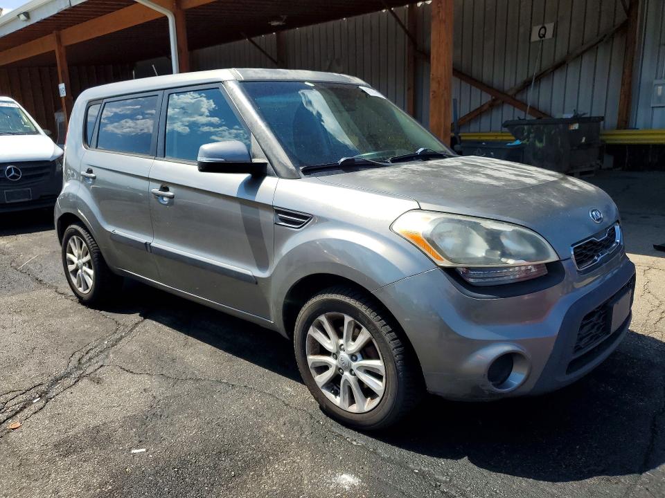 Photo 4 from auction – 2012 KIA SOUL with VIN KNDJT2A67C7481659