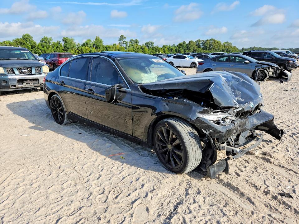 Photo 4 from auction – 2018 BMW 330 with VIN WBA8D9G53JNU69436