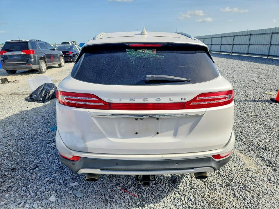 Photo 6 from auction – 2019 LINCOLN MKC with VIN 5LMCJ2C98KUL50173