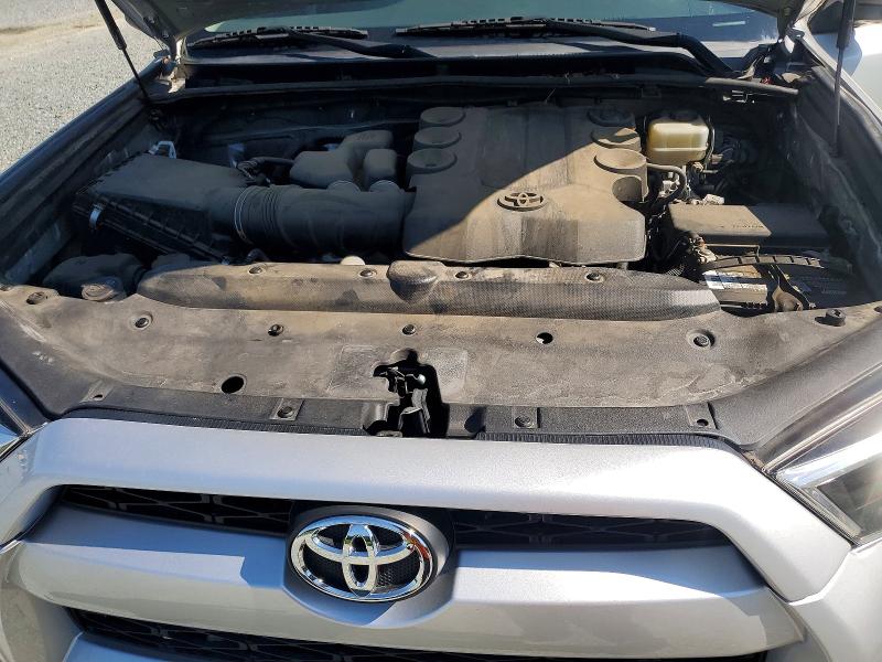 Photo 11 from auction – 2019 TOYOTA 4RUNNER with VIN JTEBU5JR5K5712626