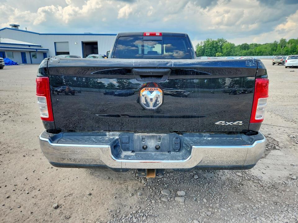 Photo 6 from auction – 2024 RAM 2500 with VIN 3C6UR5HL8RG251660