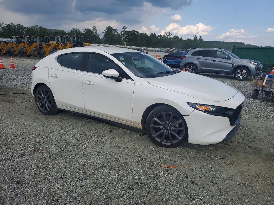 Photo 4 from auction – 2020 MAZDA 3 with VIN JM1BPALMXL1157218