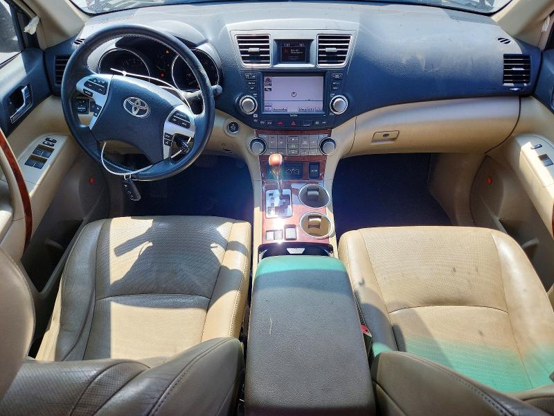 Photo 8 from auction – 2012 TOYOTA HIGHLANDER with VIN 5TDDK3EH1CS095634