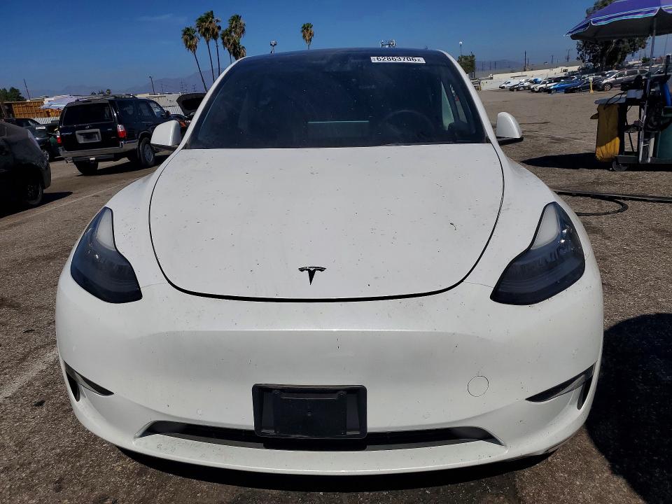 Снимка 5 от търг – 2021 TESLA MODEL Y с VIN 5YJYGDEE7MF304640