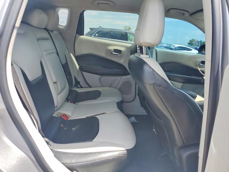 Photo 11 from auction – 2018 JEEP COMPASS with VIN 3C4NJCCB8JT406520