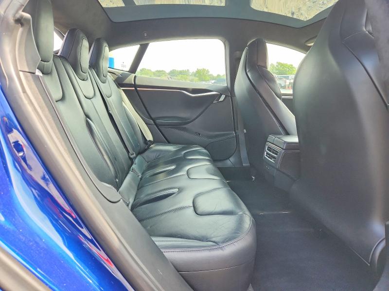 Photo 11 from auction – 2017 TESLA MODEL S with VIN 5YJSA1E1XHF208784