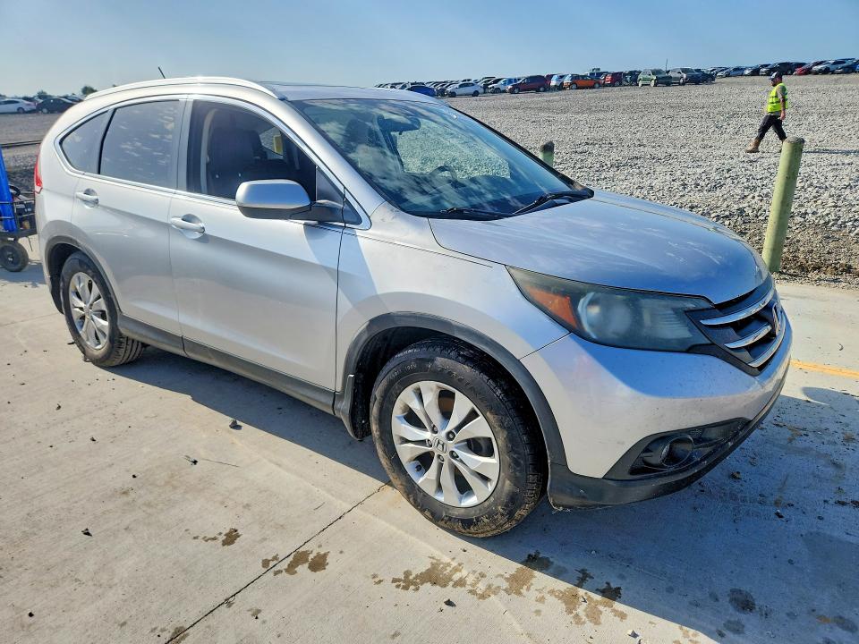 Photo 4 from auction – 2012 HONDA CR-V with VIN JHLRM3H76CC009502
