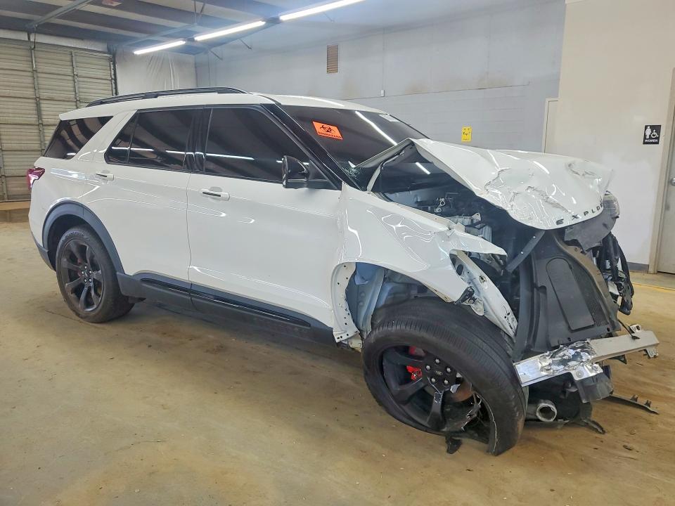 Photo 4 from auction – 2022 FORD EXPLORER with VIN 1FM5K8GC2NGC47108