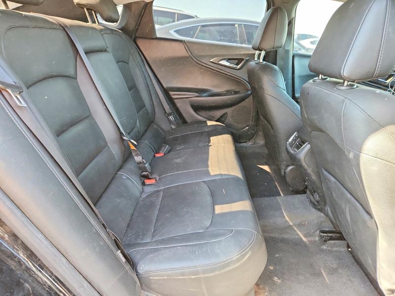 Photo 10 from auction – 2019 CHEVROLET MALIBU with VIN 1G1ZD5STXKF118873