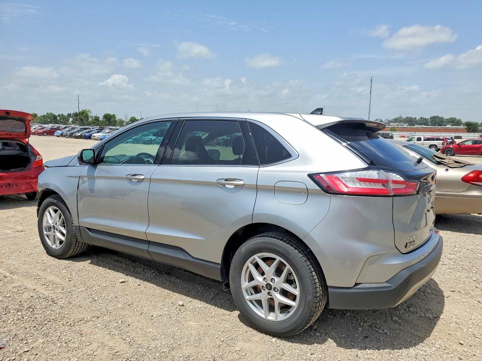 Photo 2 from auction – 2023 FORD EDGE with VIN 2FMPK4J95PBA24571
