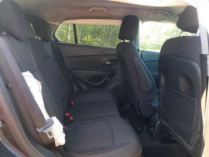 Photo 11 from auction – 2017 CHEVROLET TRAX with VIN 3GNCJLSB8HL165066
