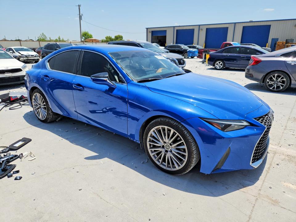 صورة رقم 4 من المزاد - 2023 LEXUS IS مع VIN JTHDA1D23P5125974