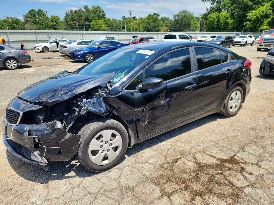 KIA FORTE 2018 with VIN 3KPFK4A77JE197135 - Photo from auction