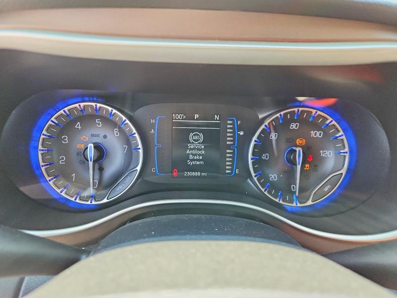 Photo 9 from auction – 2017 CHRYSLER PACIFICA with VIN 2C4RC1BG9HR507771