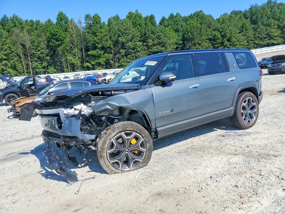 RIVIAN R1S 2023 with VIN 7PDSGABL3PN020878 - Photo from auction