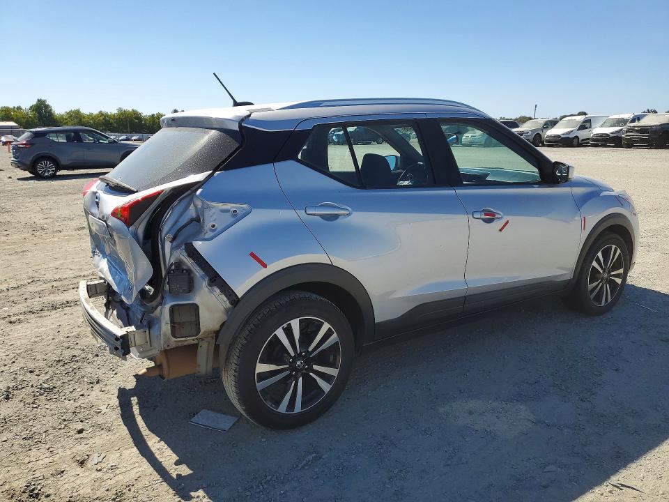 Photo 3 from auction – 2019 NISSAN KICKS with VIN 3N1CP5CUXKL524950