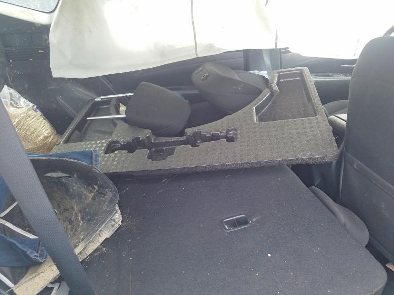 Photo 11 from auction – 2023 HYUNDAI TUCSON with VIN KM8JBCAE0PU215662