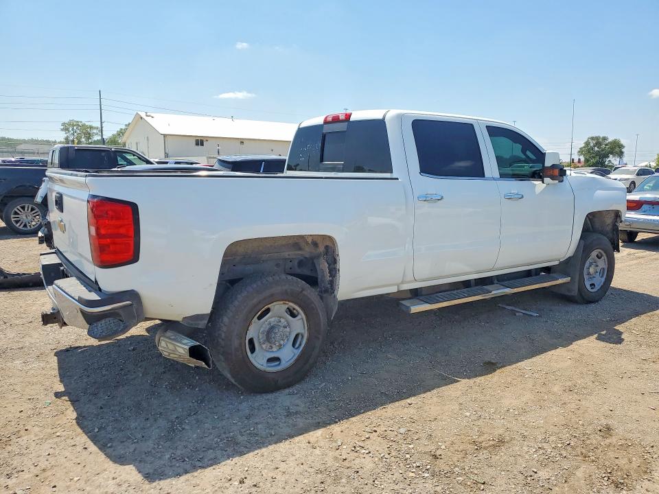 Photo 3 from auction – 2016 CHEVROLET SILVERADO with VIN 1GC1KWE85GF243097