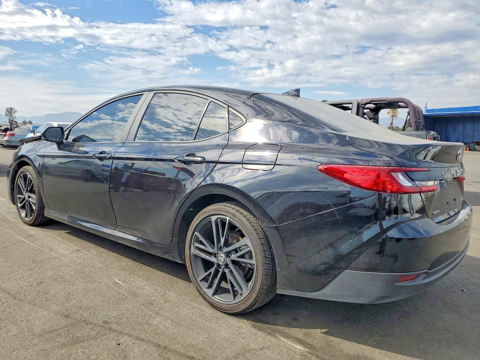 Photo 2 from auction – 2025 TOYOTA CAMRY with VIN 4T1DAACK9SU095263