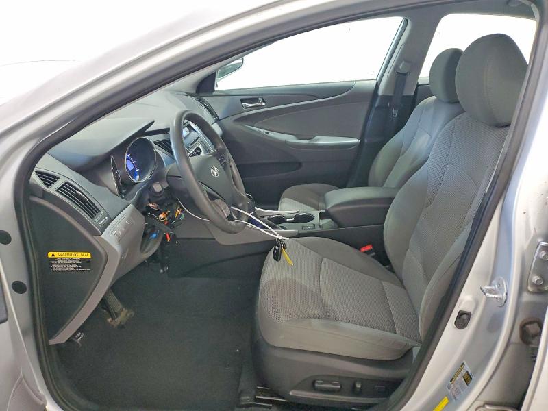 Photo 7 from auction – 2013 HYUNDAI SONATA with VIN 5NPEB4AC4DH656355