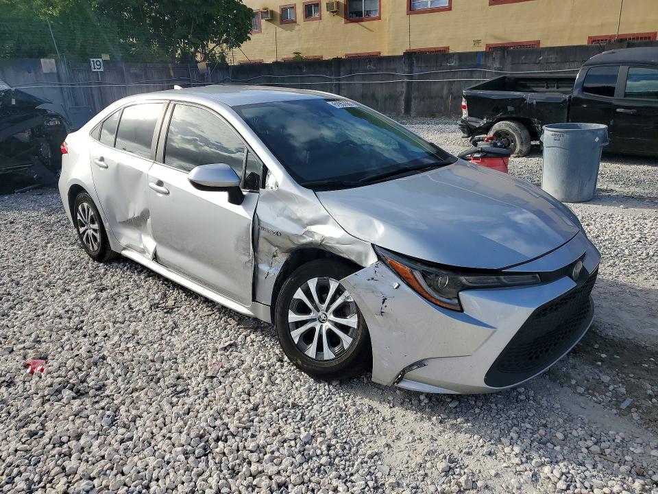 Photo 4 from auction – 2020 TOYOTA COROLLA with VIN JTDEBRBE2LJ018771