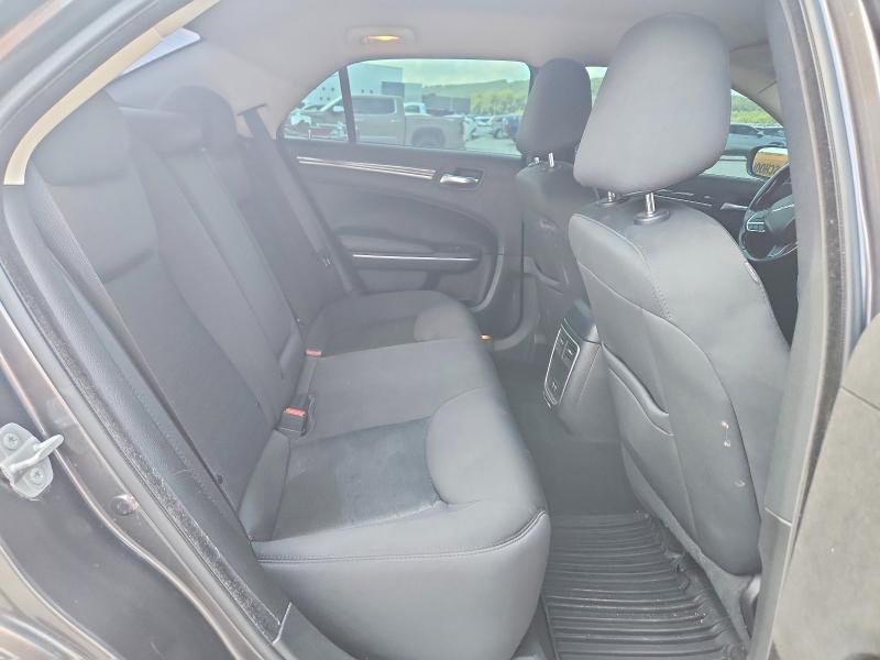 Photo 10 from auction – 2022 CHRYSLER 300 with VIN 2C3CCAAG3NH131145