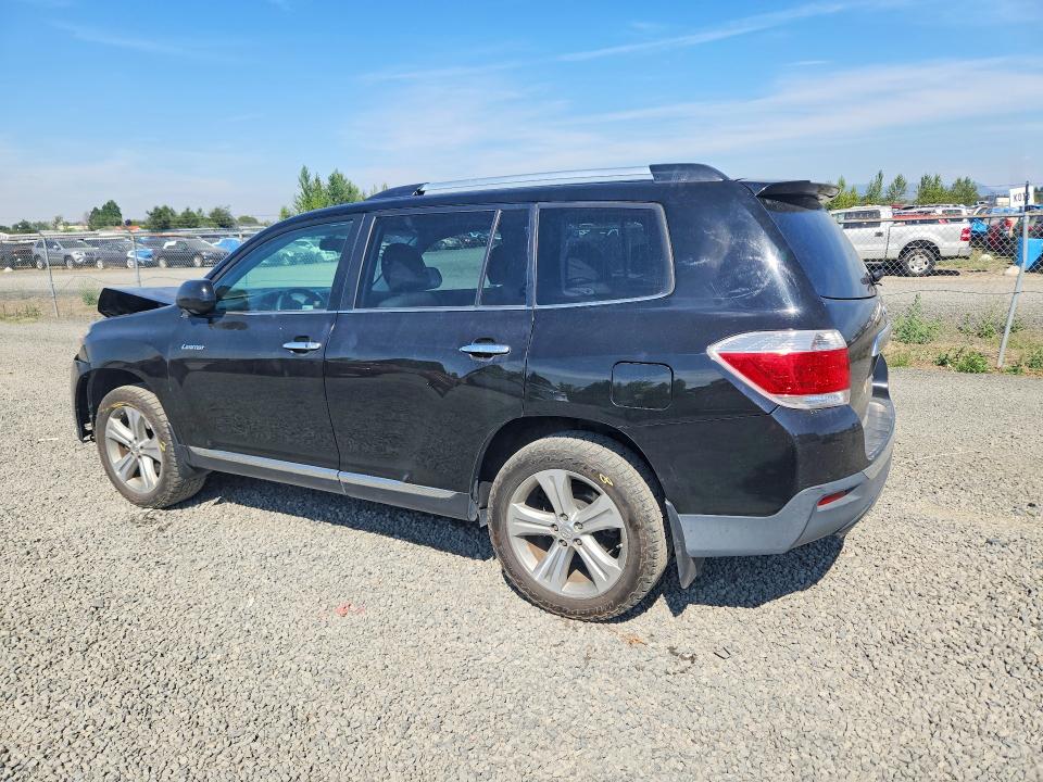 Photo 2 from auction – 2013 TOYOTA HIGHLANDER with VIN 5TDDK3EH4DS247357