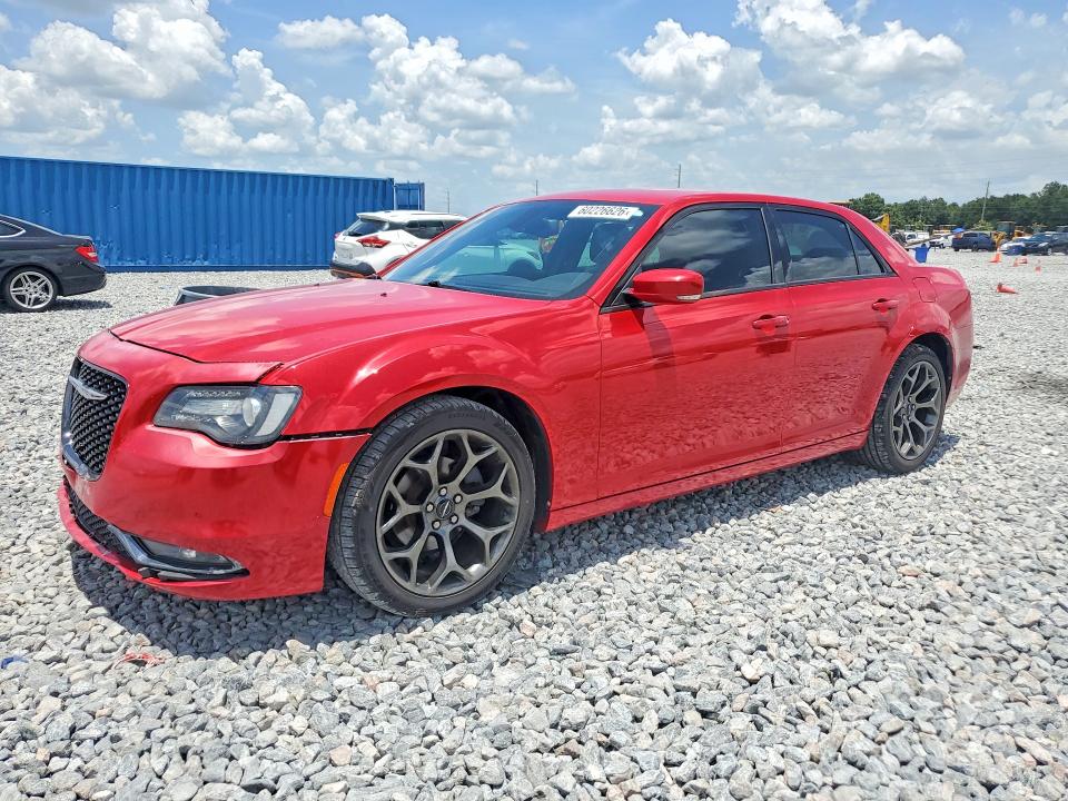CHRYSLER 300 2015 with VIN 2C3CCABG1FH829415 - Photo from auction