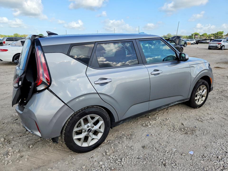 Photo 3 from auction – 2023 KIA SOUL with VIN KNDJ23AU3P7886155
