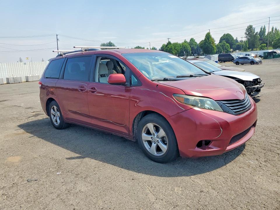 Photo 4 from auction – 2012 TOYOTA SIENNA with VIN 5TDKK3DC5CS224875