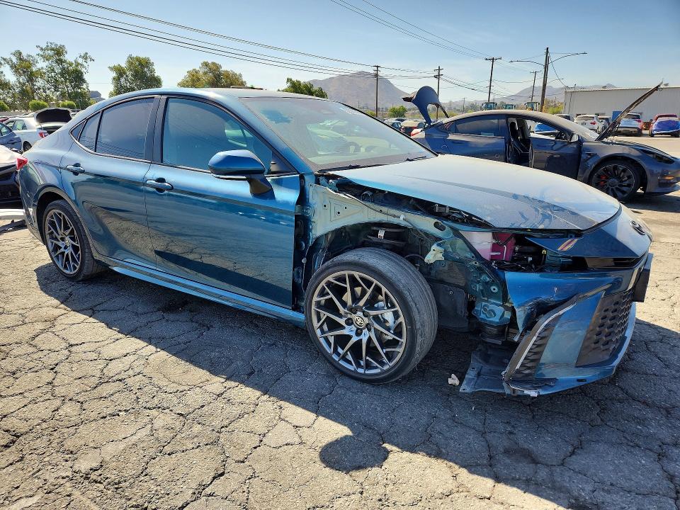Photo 4 from auction – 2025 TOYOTA CAMRY with VIN 4T1DAACK2SU119130