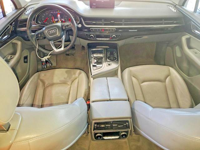 Photo 8 from auction – 2017 AUDI Q7 with VIN WA1LHAF78HD036162