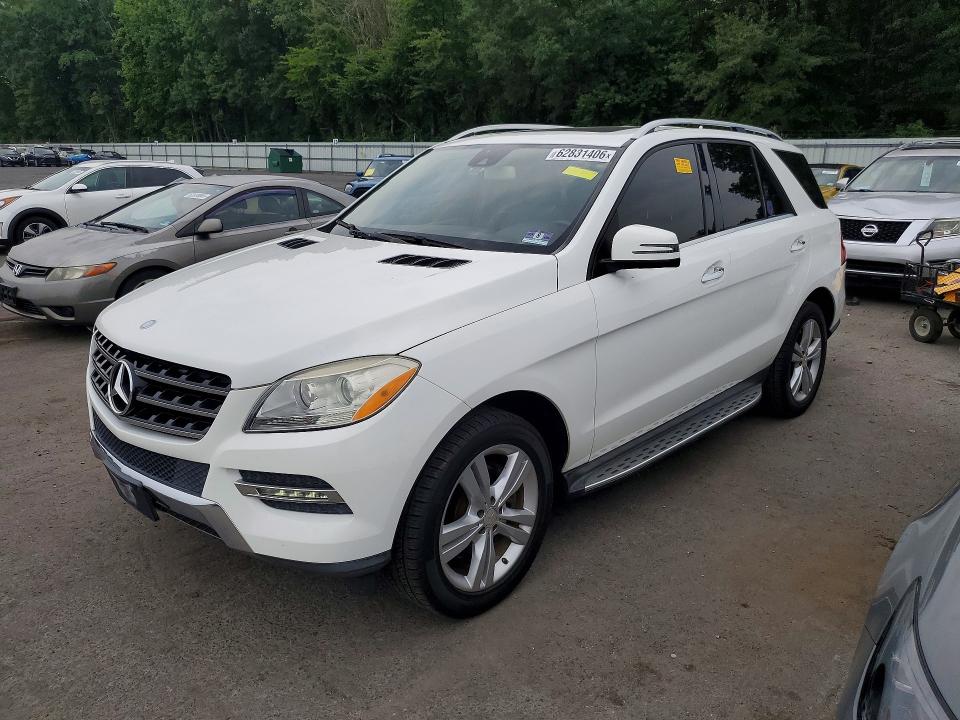 MERCEDES-BENZ ML 2015 with VIN 4JGDA5HB9FA619017 - Photo from auction