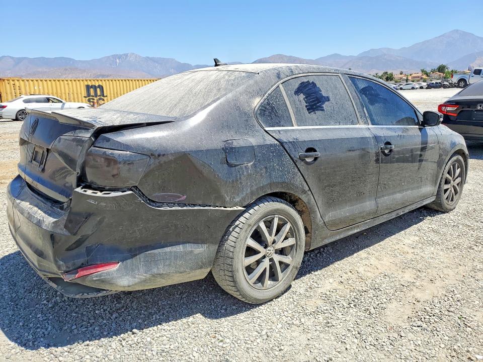Photo 3 from auction – 2017 VOLKSWAGEN JETTA with VIN 3VWB67AJ0HM351066