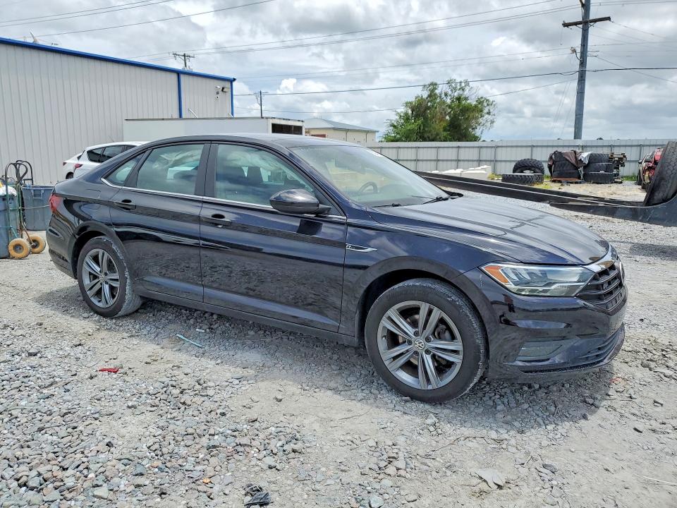 Photo 4 from auction – 2019 VOLKSWAGEN JETTA with VIN 3VWC57BU0KM085930