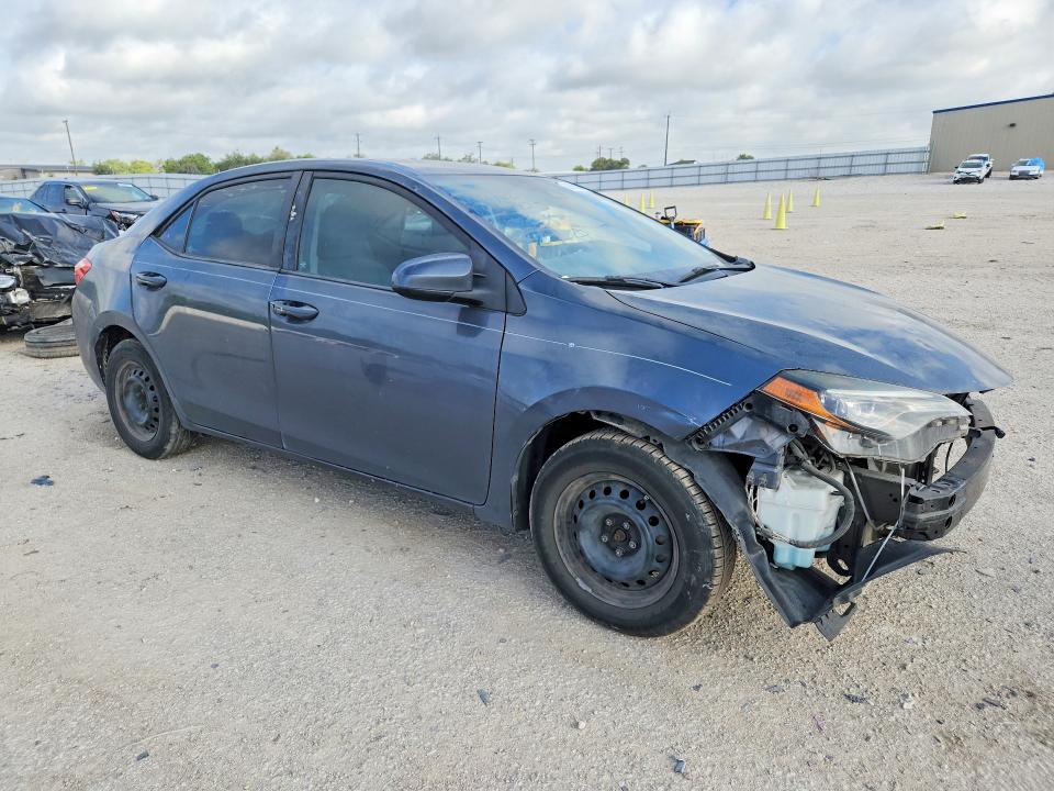 Снимка 4 от търг – 2017 TOYOTA COROLLA с VIN 5YFBURHE1HP664164