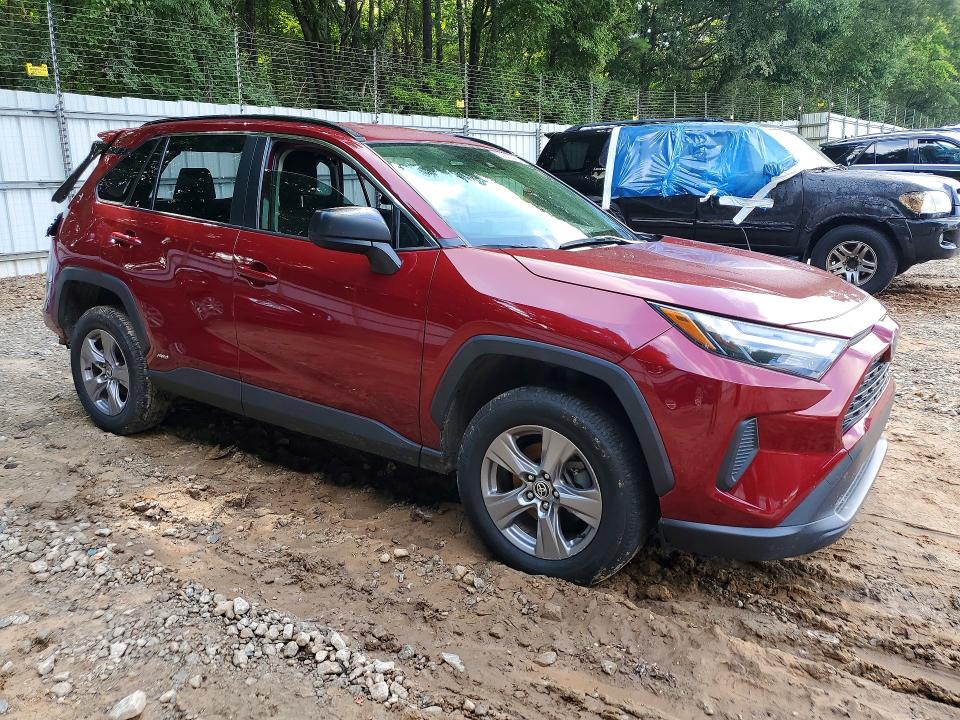 Photo 4 from auction – 2023 TOYOTA RAV4 with VIN JTMLWRFV5PD174264