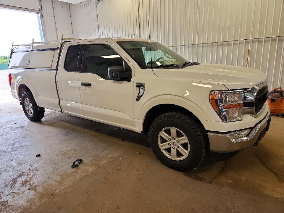 Photo 4 from auction – 2021 FORD F150 with VIN 1FTFX1E5XMKF14531